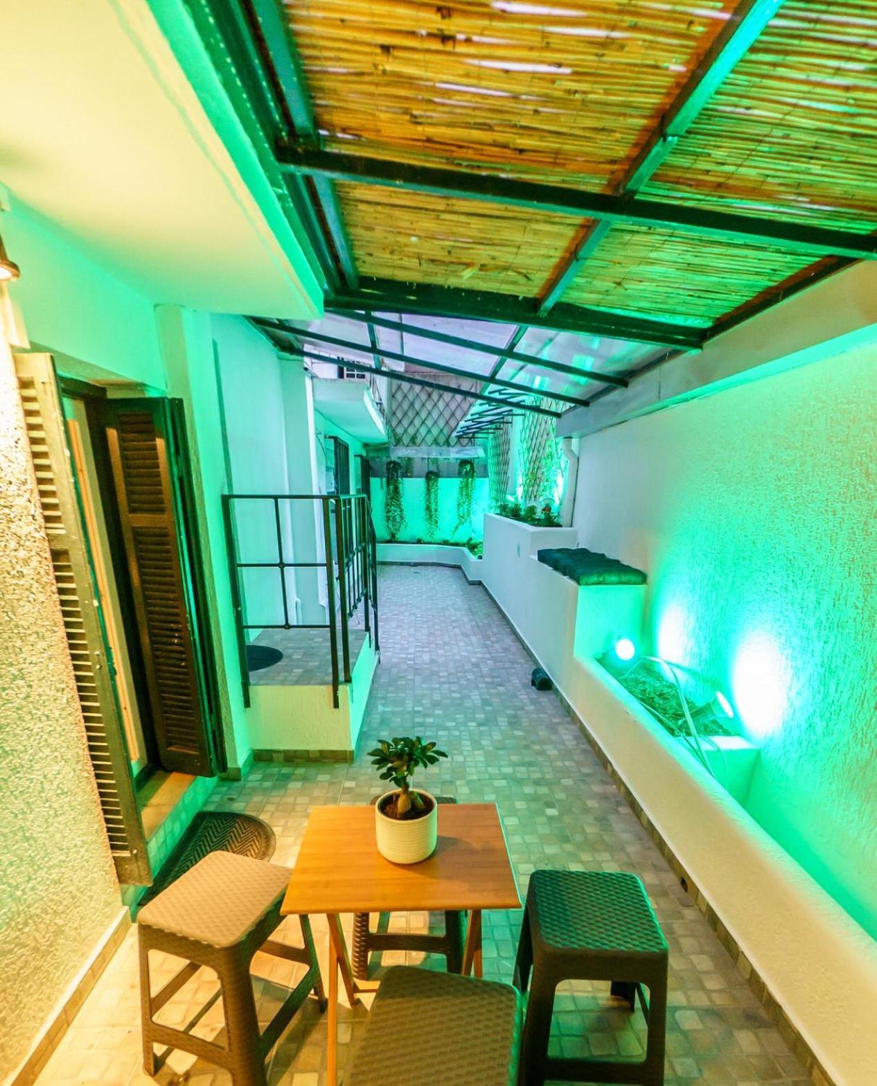 Happiness Studio With Terrace. سالونيك المظهر الخارجي الصورة